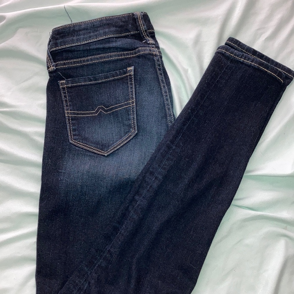 Dark skinny jeans (never worn)